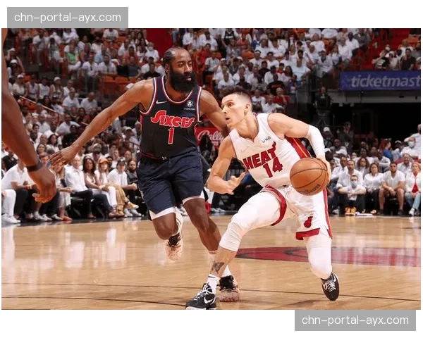 常规赛开局分析：东西部竞争格局初现端倪